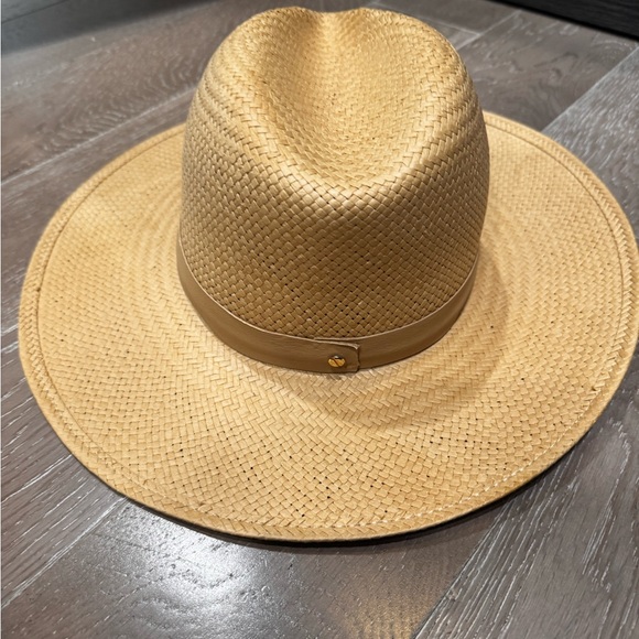 Janessa Leone Sherman Hat - Tan Size Medium